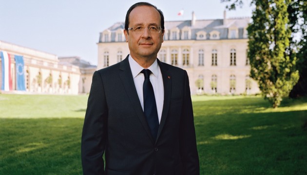 The official portrait of President Hollande